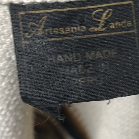 Artesania Landa Hand Made in Peru Llama Alpaca Pullover Sweater Women size M - Picture 4 of 17